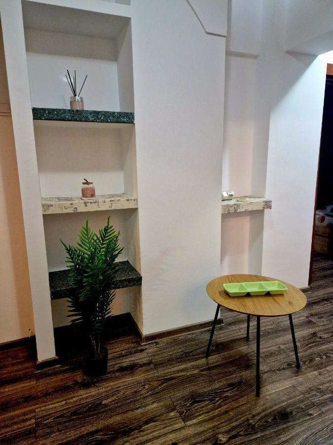 Cozy Appartment In The Center Търговище Екстериор снимка